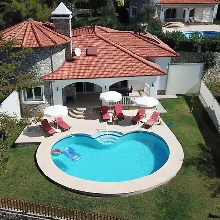 ヴィラ The Ultimate In An Ideal Location, Dalaman 1053