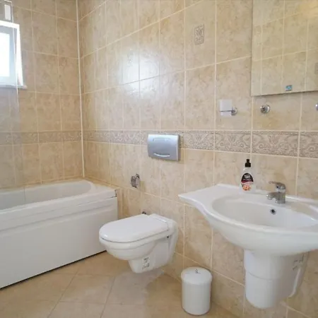 The Ultimate In An Ideal Location, Dalaman 1053
