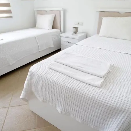 The Ultimate In An Ideal Location, Dalaman 1053 Villa *